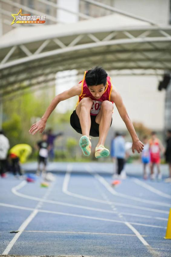 冷静与激情交织!田径完美收官的简单介绍 冷静与激情交织!田径完美收官的简单介绍